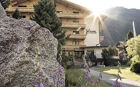 Hotel Johanna Mitten Im Oetztal Superior